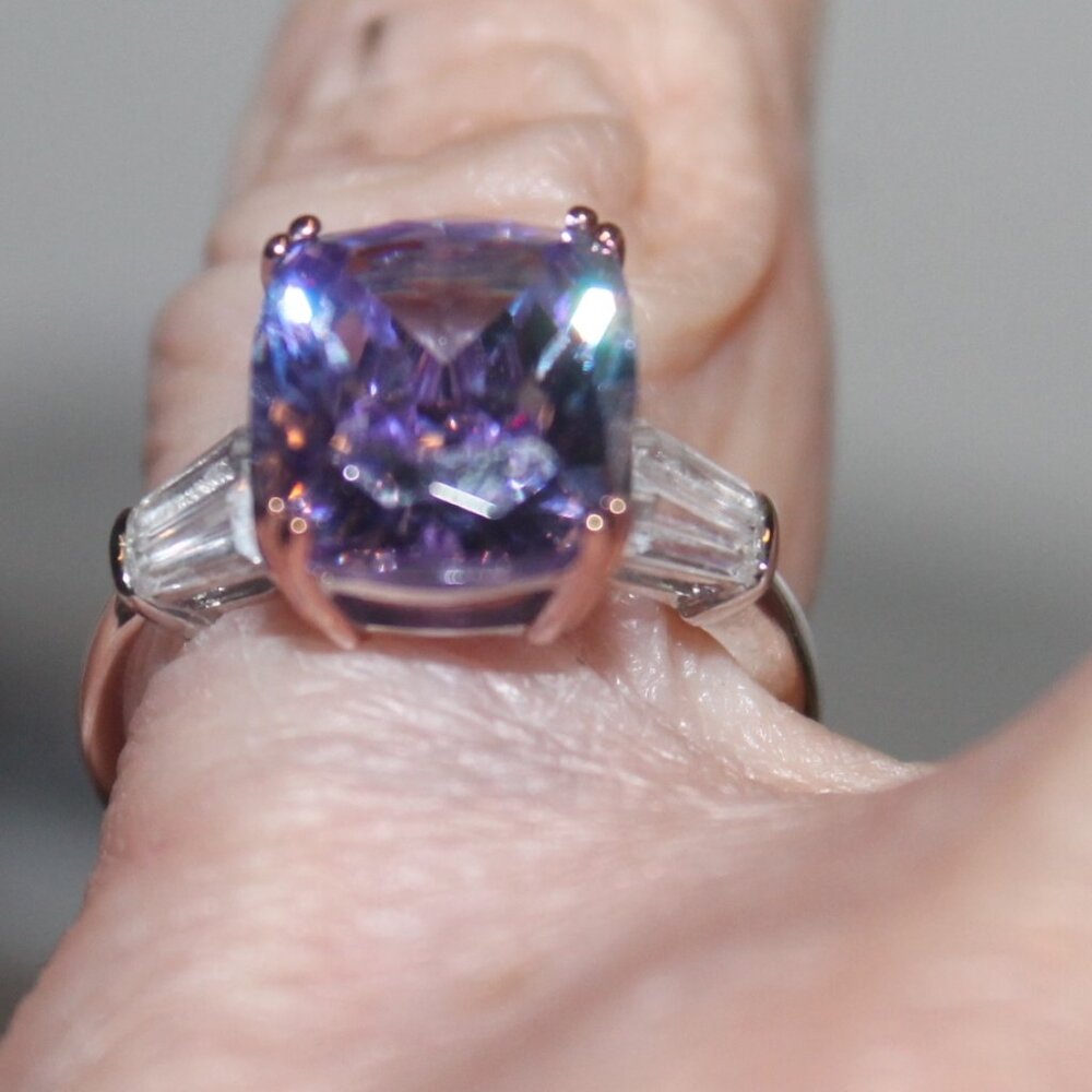 925 Sterling Lavender Amethyst w Side Baguettes Statement Engagement Ring - Picture 3 of 6